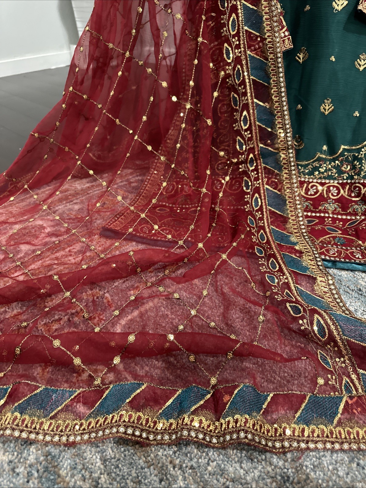 Indian Pakistani Chiffon Salwar Kameez Size L Back And Front Neck Embroidery