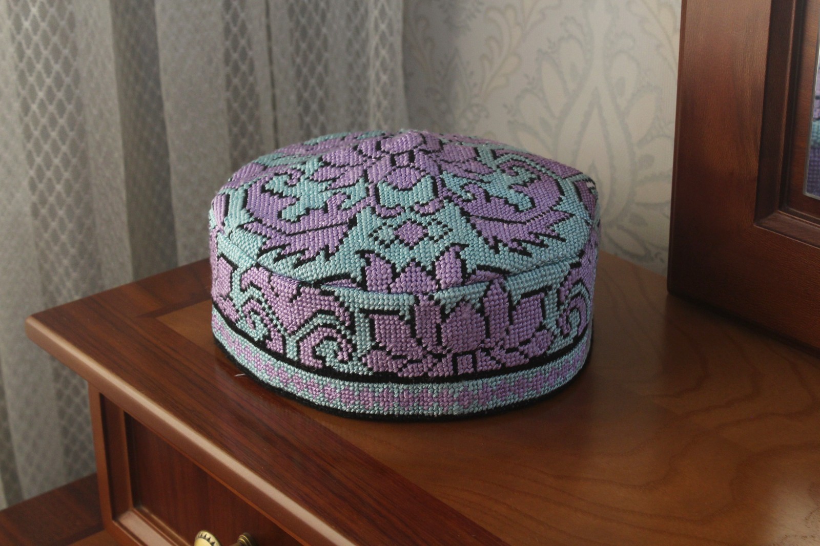 Uzbek Embroidered Skull-cap 23.6″/60cm Traditional Kufi Hat Ethnic Doppa Unisex