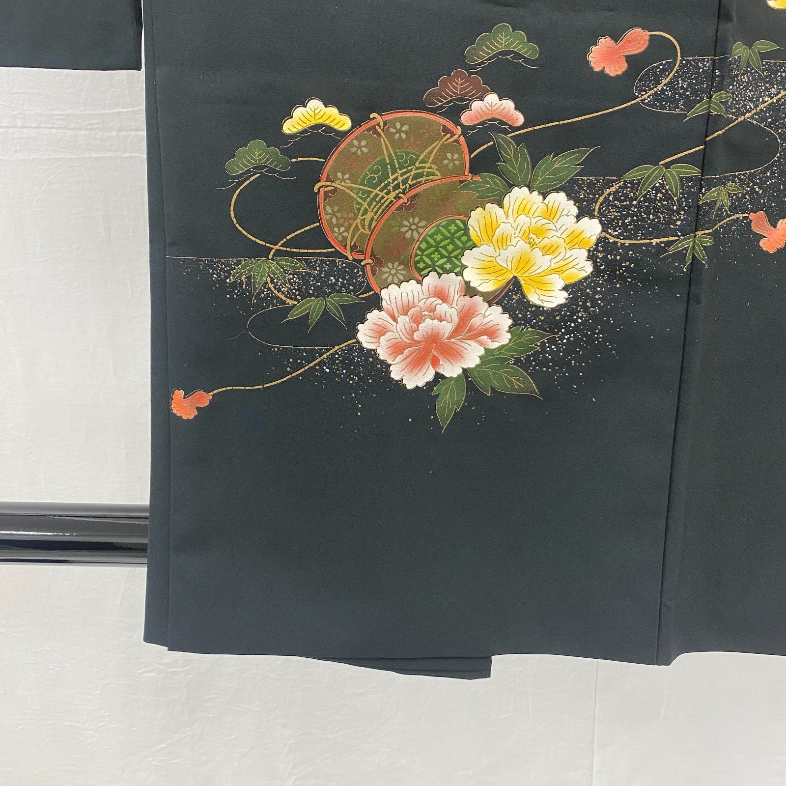 Japanese Vintage Kimono Haori Jacket Polyester Black Traditional Embroidery 32in