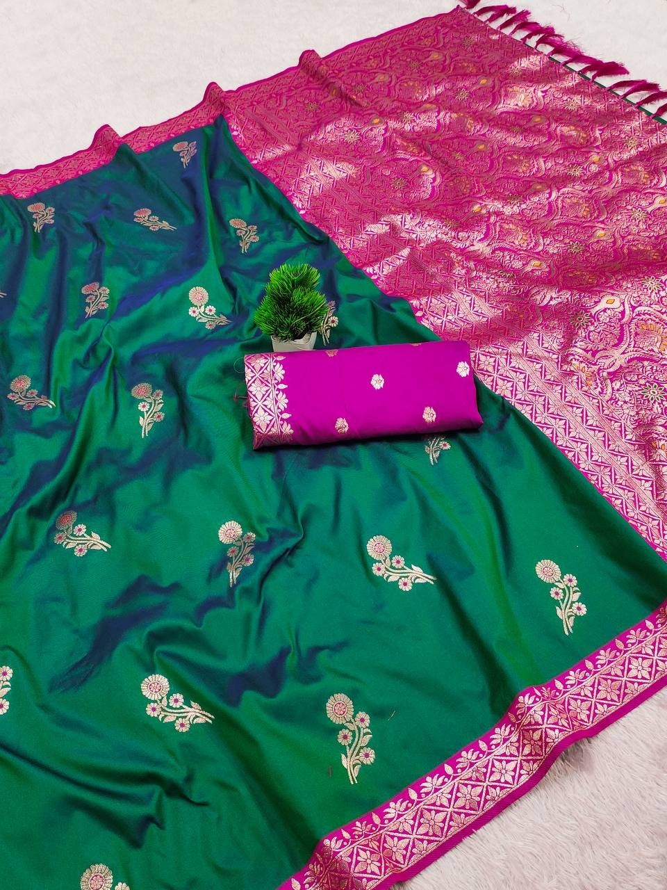 Saree Party Indian Sari Green Unstitched Blouse Wedding Ethnic Pakistani Banaras