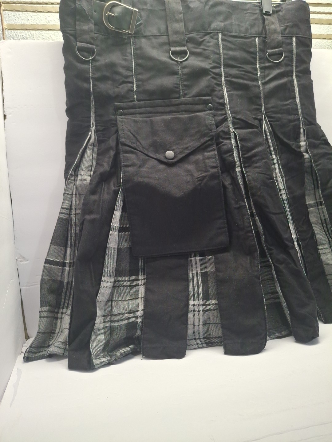 Kommando Scottish Highland Utility Black Gray White Kilt Size 38