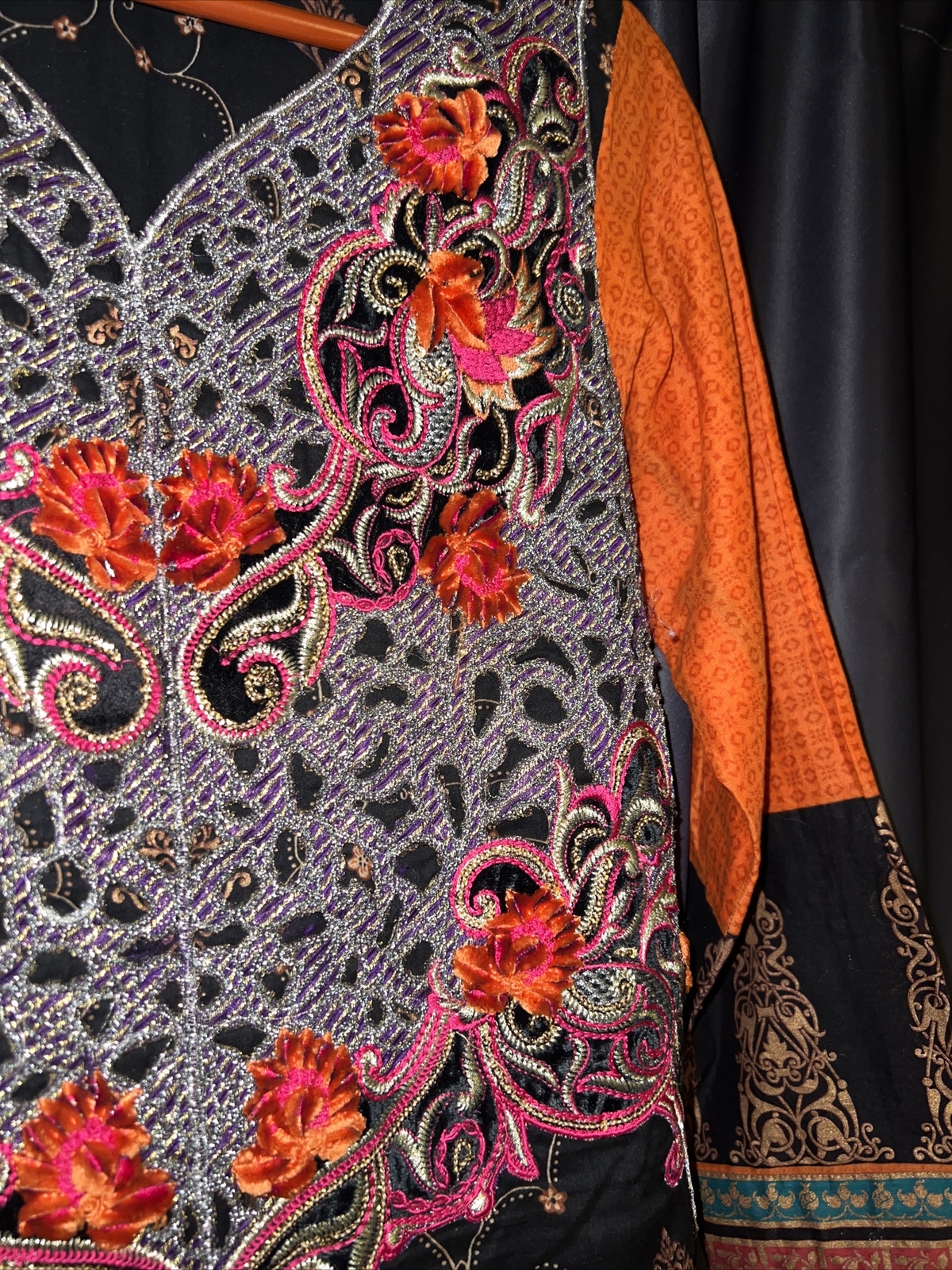 AMNA ISMAIL🔸Pakistani Dress Orange Pink, Gold Beautiful Design India