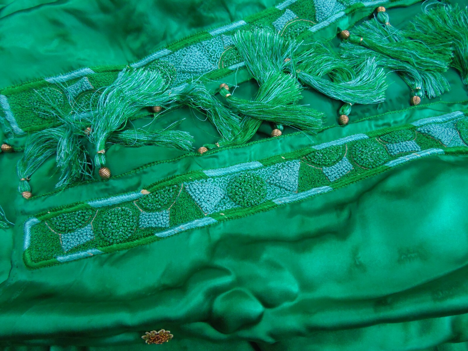 Set of 3 pcs – Traditional Ethnic Wear Green – Dress, Wrap & Skirt