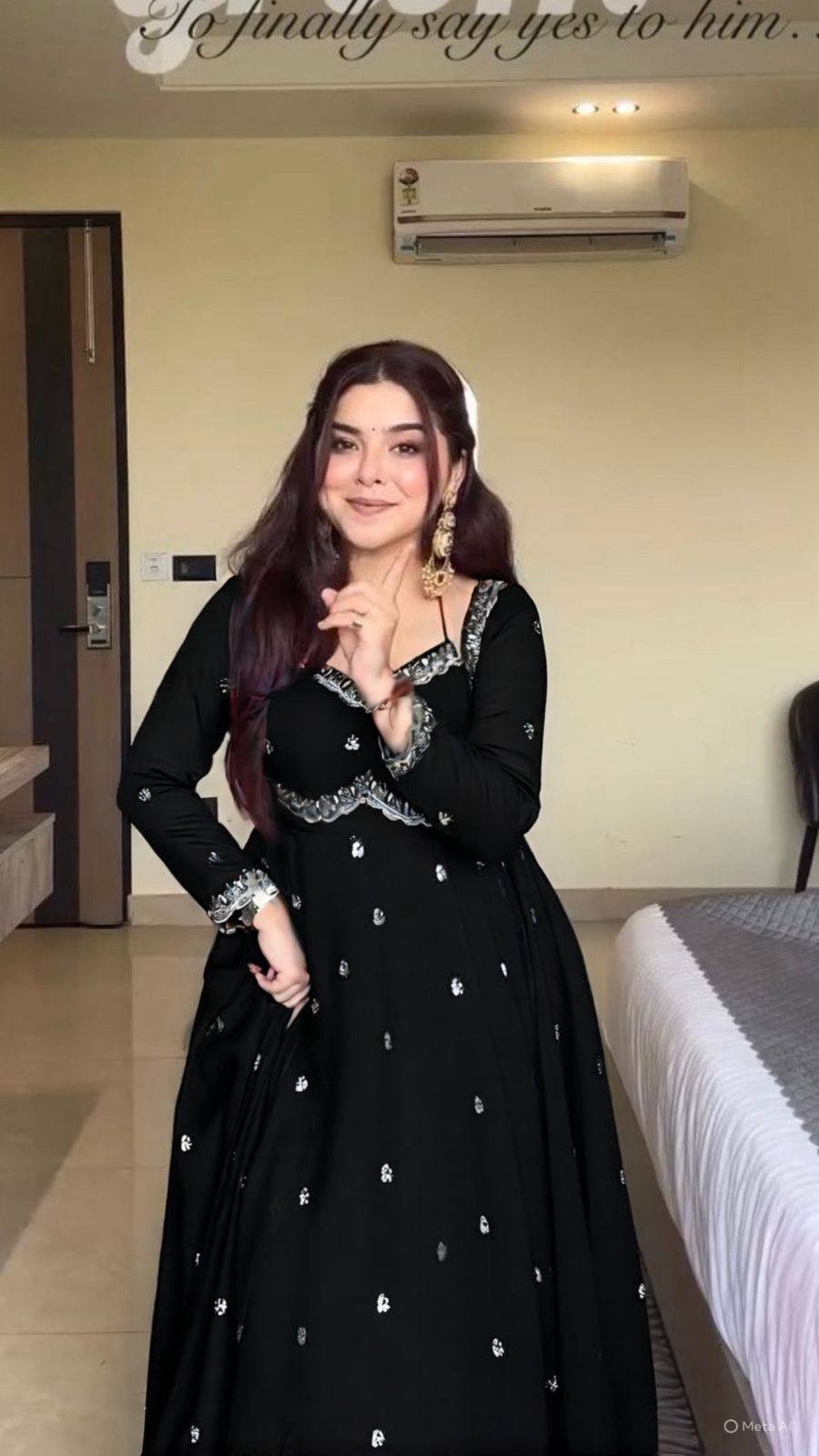 New Fancy Heavy Faux Georgette Gown Bottom With Black Dupatta For Engagement