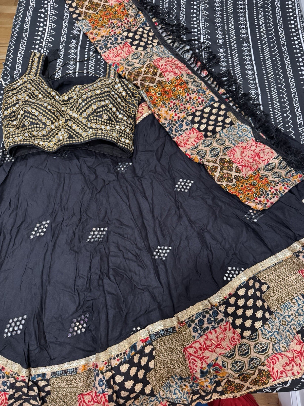 Black Gold Multicolor Choli Sari for Women Embellished Border One Size