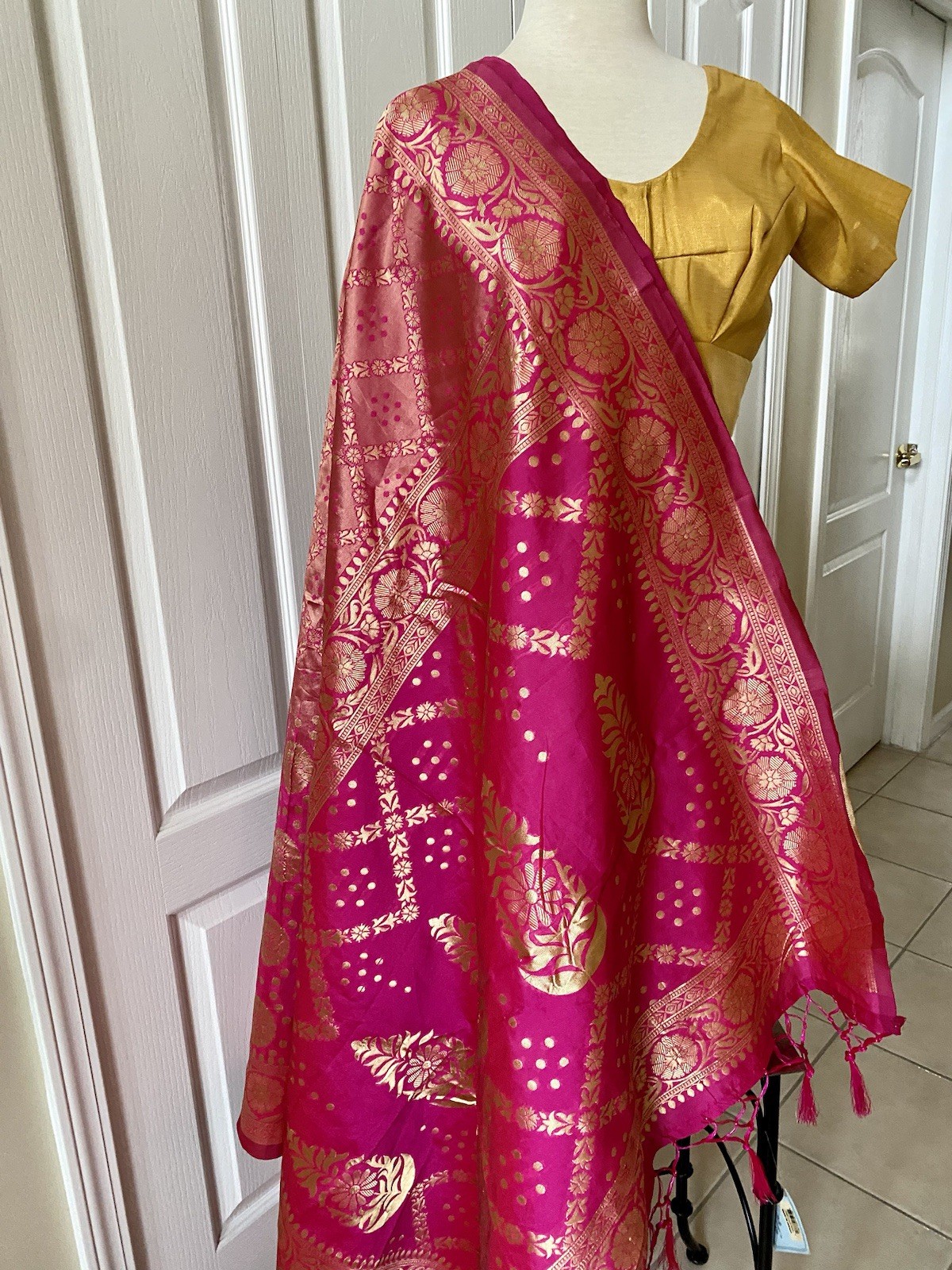 Sari With Stitched Blouse Crop Top New