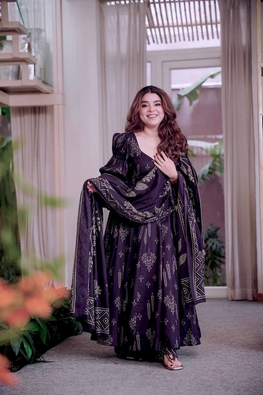 Stylish Look Maslin Cotton Purple Gown Bottom With Dupatta For Wedding Wear