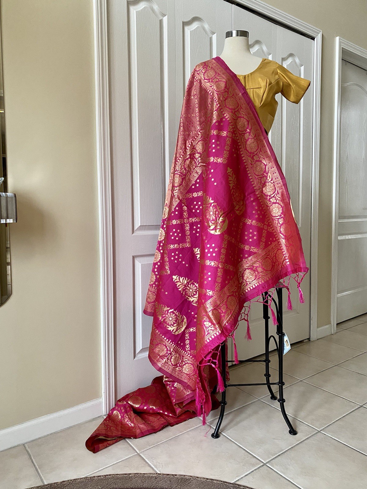 Sari With Stitched Blouse Crop Top New