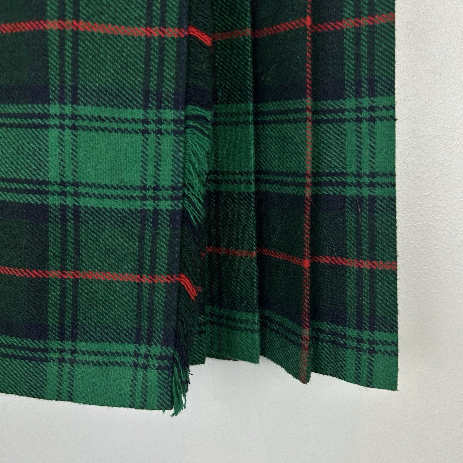 Vintage Kilt Scottish Tartan Sz 30 Green Pleated Leather Buckles Waist 24″