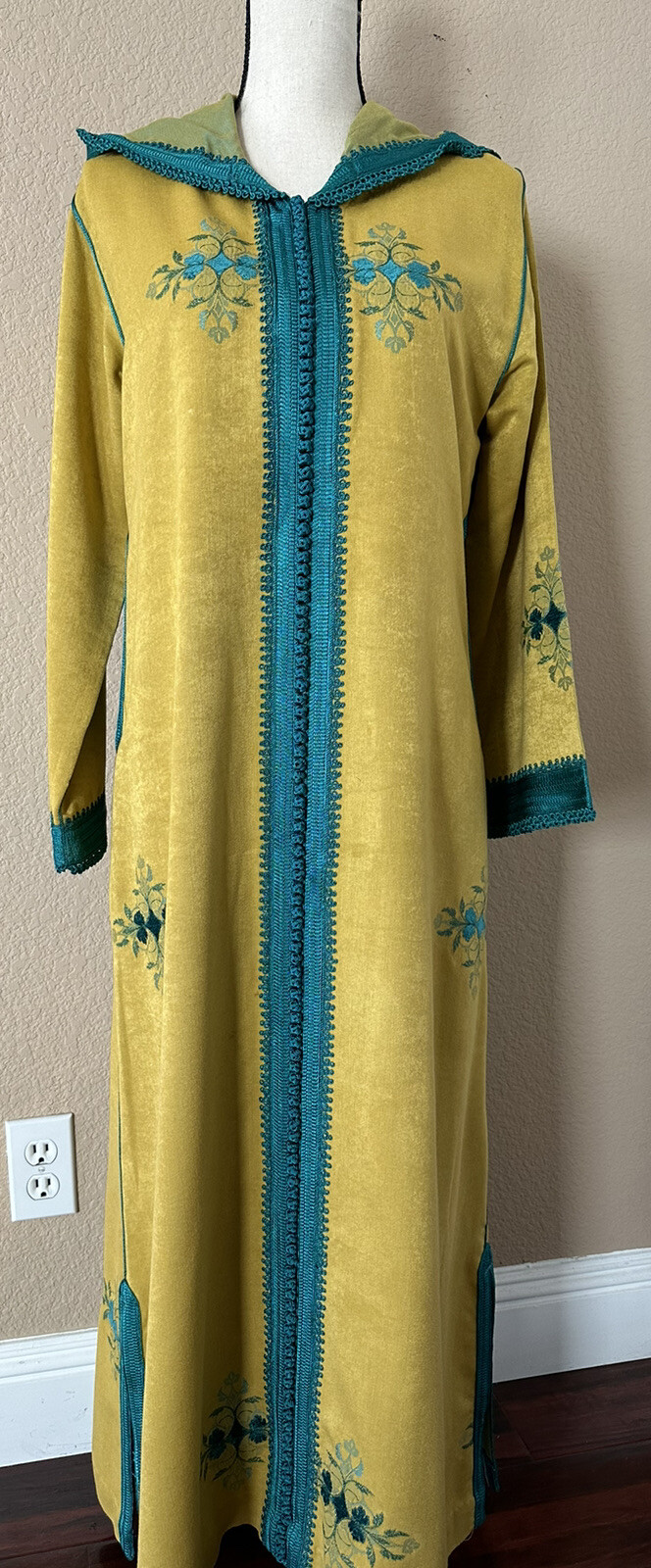 Mustard and teal Authentic moroccan hooded abaya Jellaba Size M