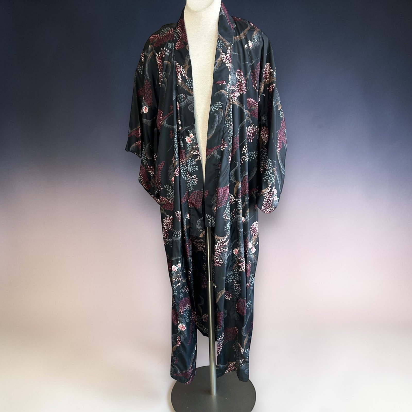 Japanese Vintage Kimono Robe Black Wisteria Rose Floral 