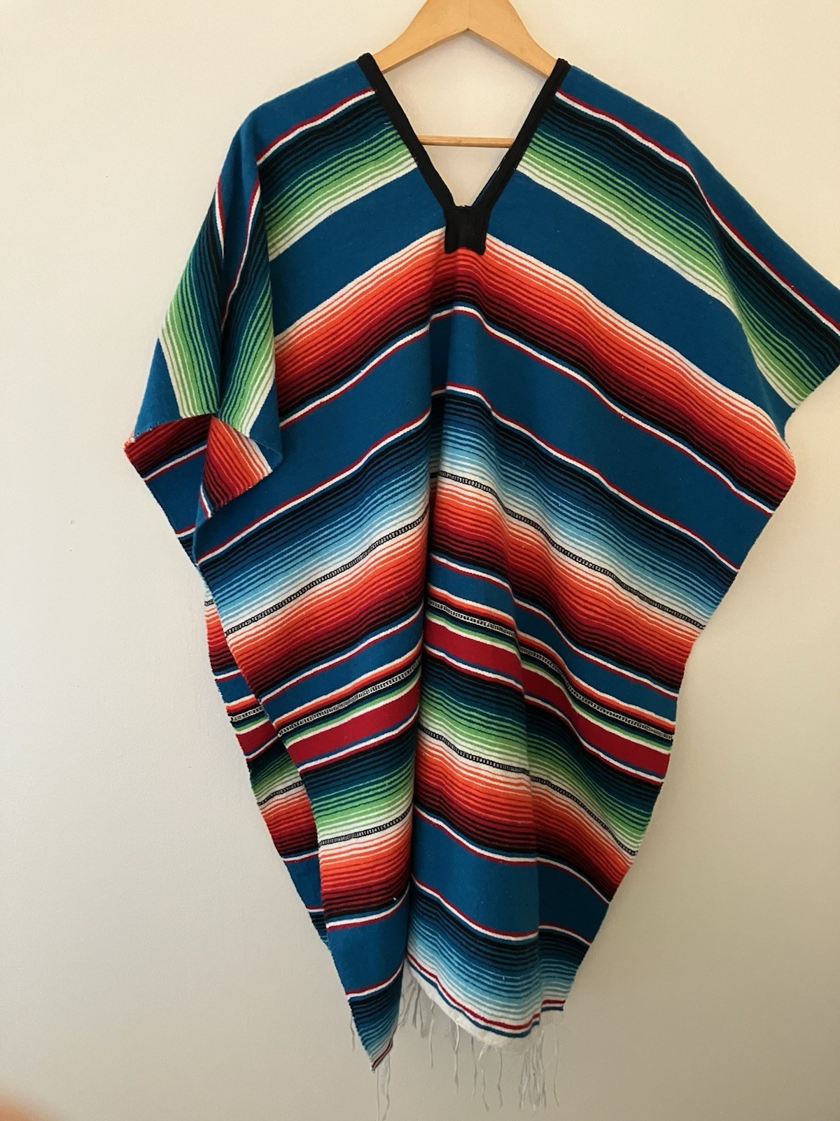 Mexican Serape Poncho In Beautiful Vibrant Colors Read Description