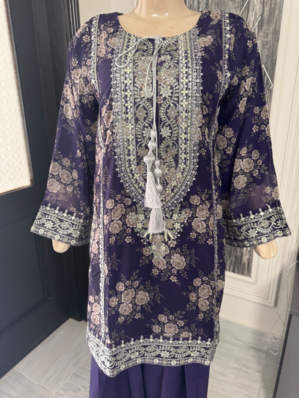 Pakistani Dark Purple Georgette Straight Shirt 3-PCS dress ,S