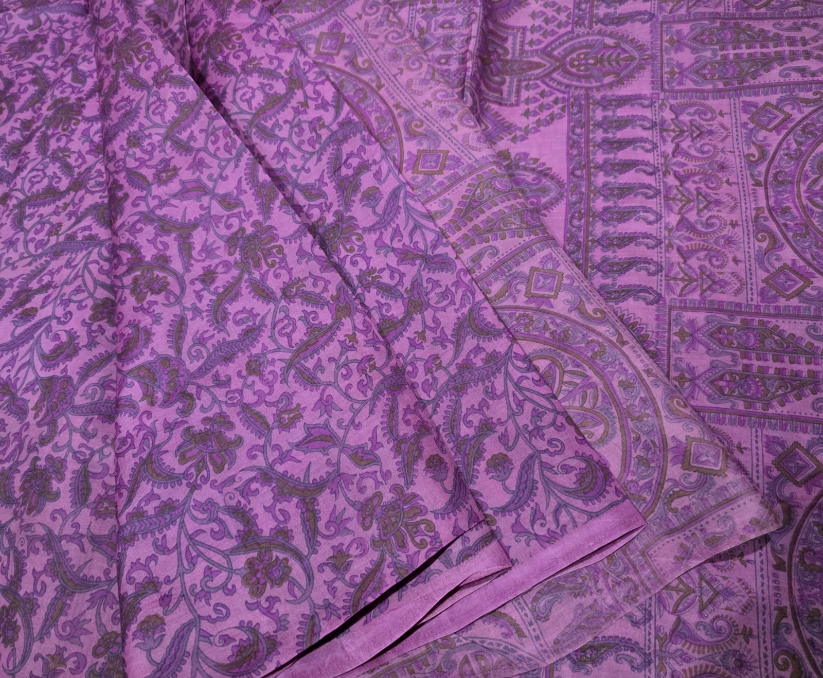 Vintage Silk Saree, 100% Pure Silk Fabric, 5 Yards Ethnic Indian Printed Sari