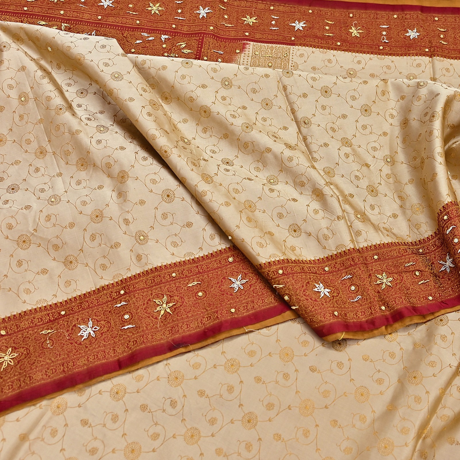 Indian Vintage Beige & Maroon Heavy Saree Pure Satin Silk Hand Embroidered 5yd