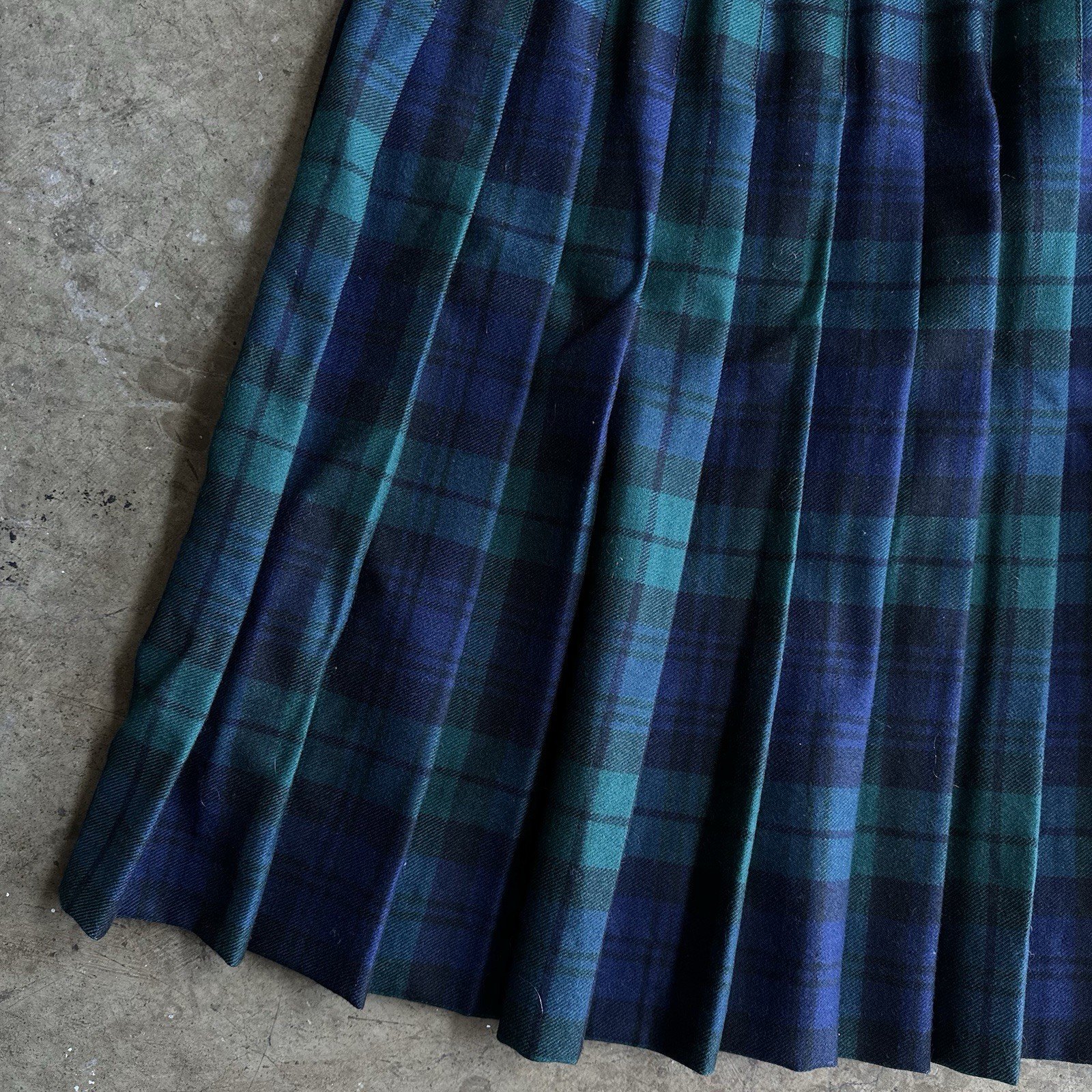 Vtg Hector Russel 100% Wool Adjustable-Waist Plaid Tartan Scotland Kilt – 26×26