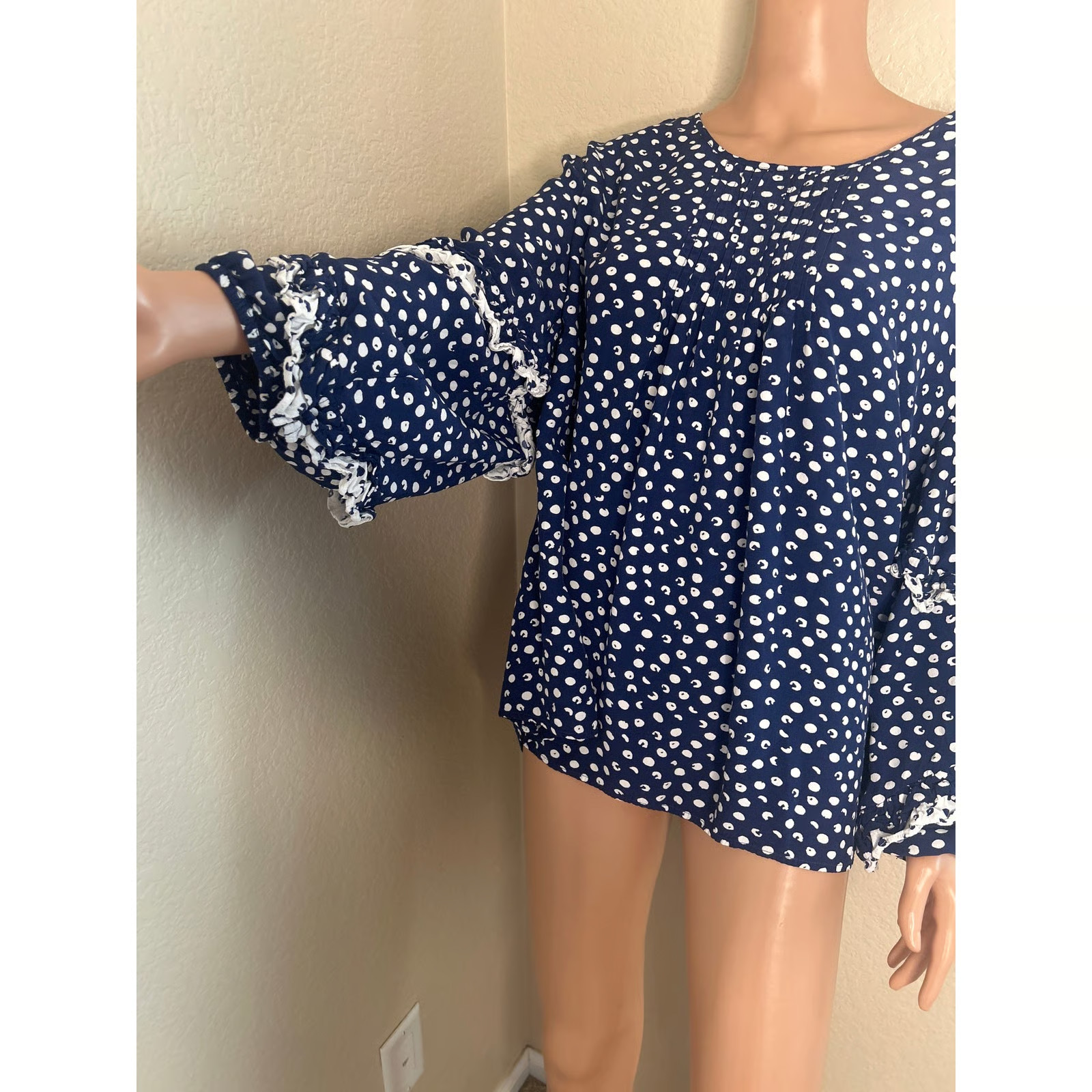 Soft Surroundings White Polka Dot Ruffle sleeve Navy/white Blouse top SZ 3X