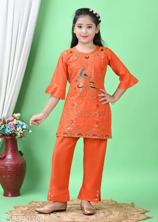 Traditional wear kurti for Girls / Girls Stylish Kurta And Pant Set Pack Of 1