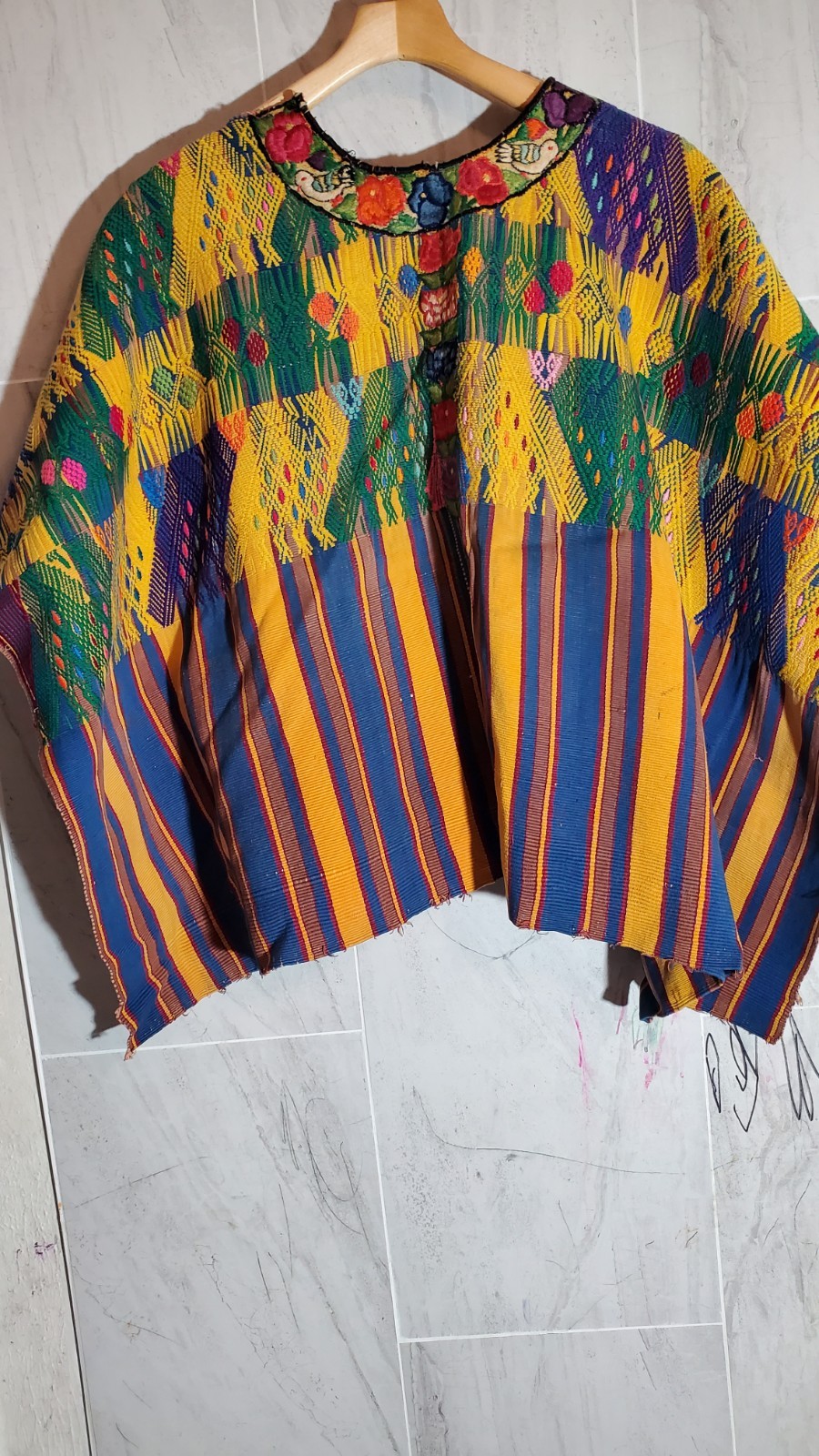 Huipil, Kaqchikel Maya Mid 20th century, cotton. Poncho Vintage