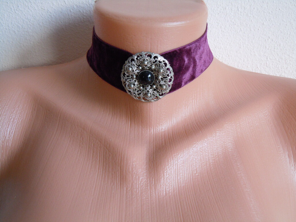 Chain Necklace Choker Velvet Ribbon Wine Red Applique Stone Uniform L29-14