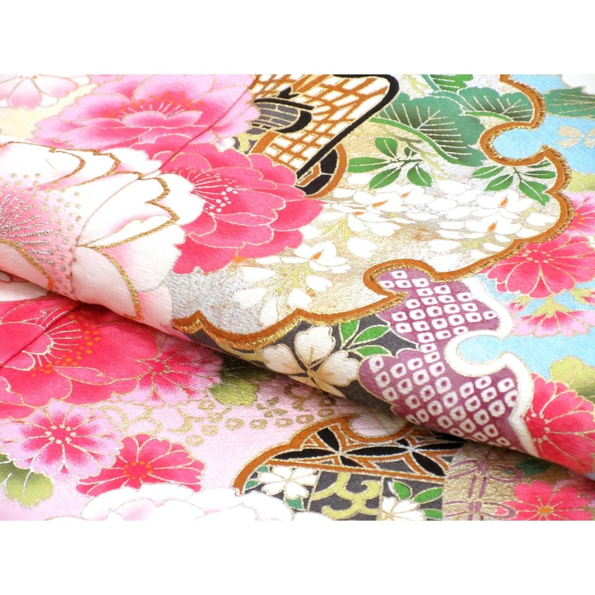 Authentic Japanese Kimono, Yuzen dyeing with gold leaf and embroidery, gradi…