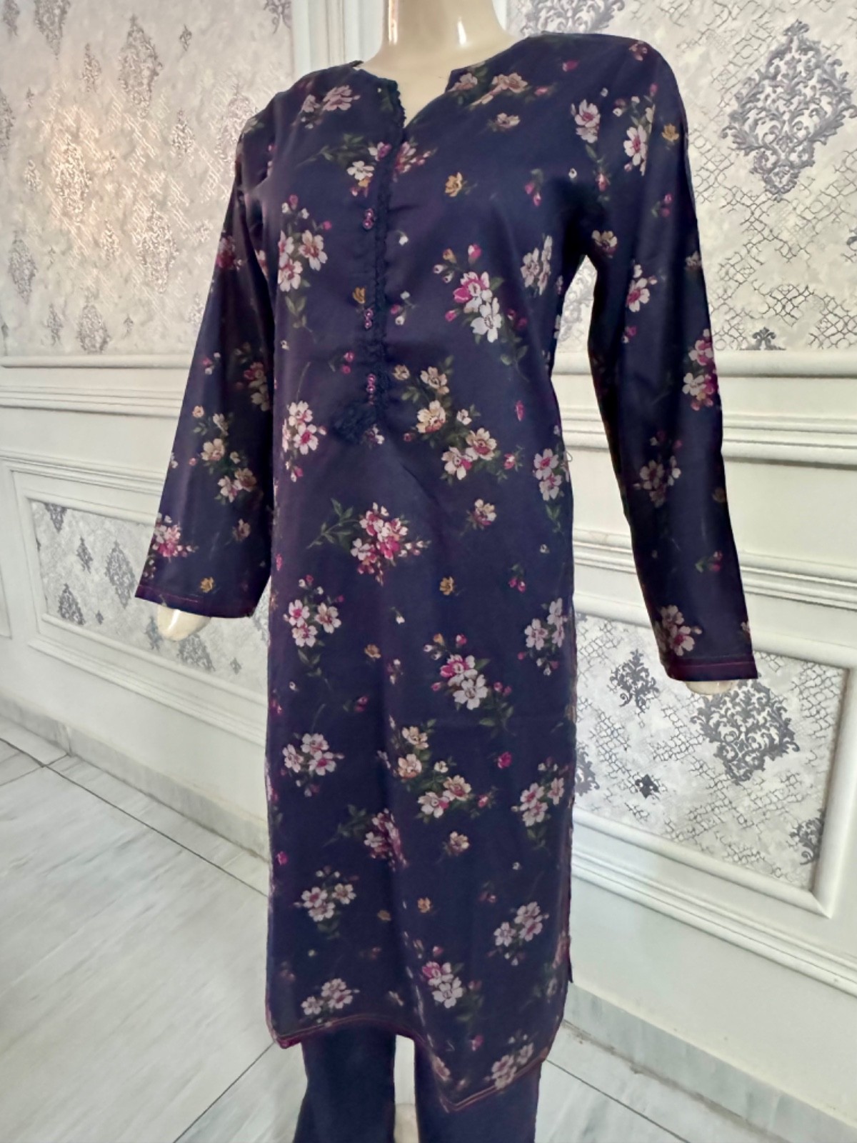 Pakistani Navy Blue & Pink Printed Straight Shirt 3-PCS Lawn Suit ,M