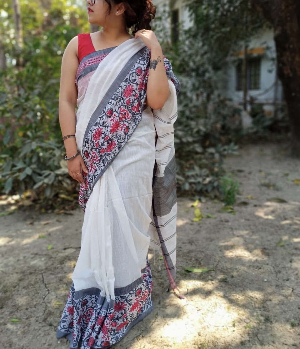 Narayanpet Pure Khadi Cotton Saree Floral Work Handloom Sari With Blouse Piece