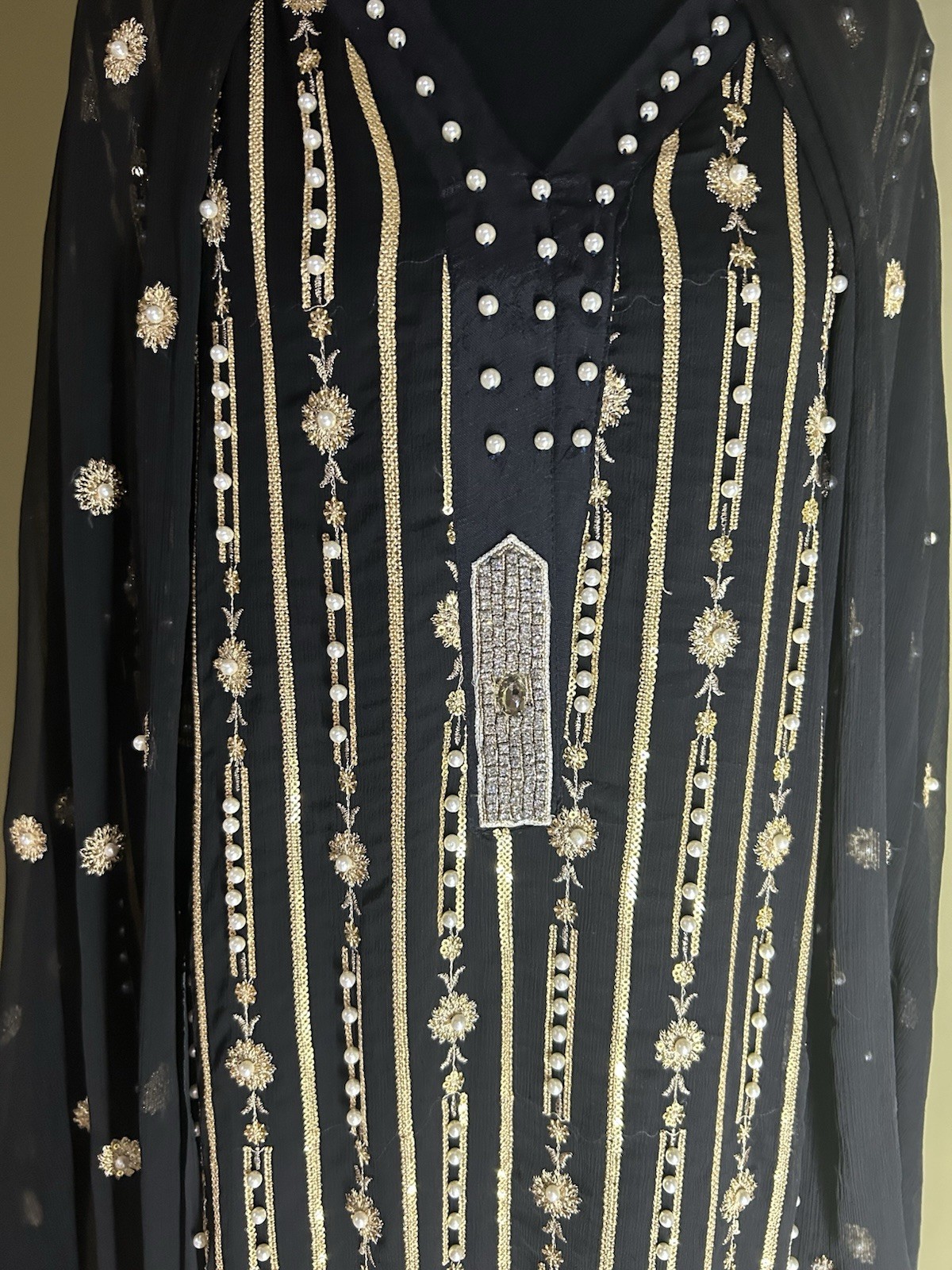 Pearl Work Embroidery Work High Quality Chiffon Pakistani Shalwar Kameez Dupata