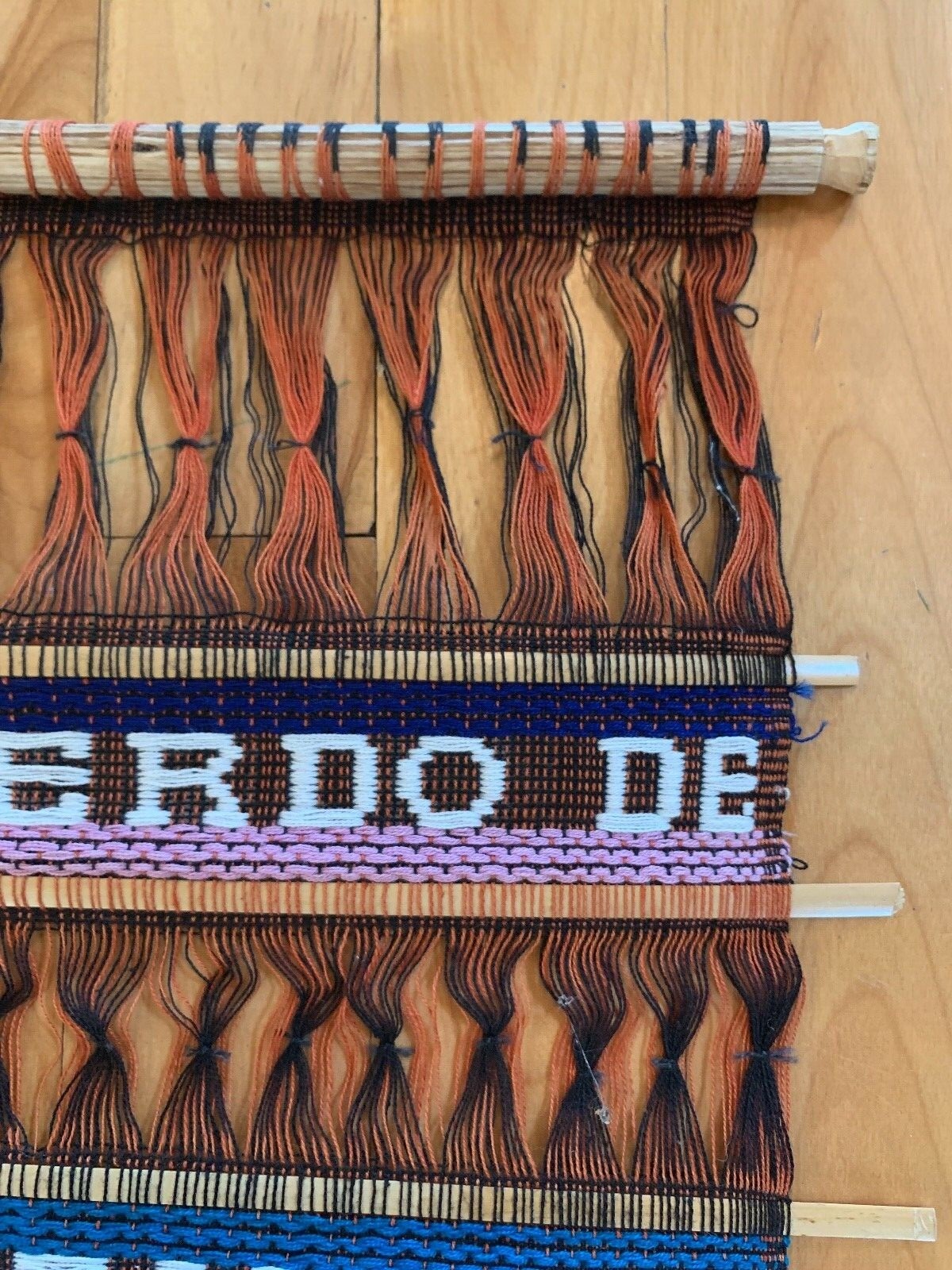 Vintage HANDWOVEN GUATEMALAN WALL HANGING – 14’x12″ – REMEMBER GUATEMALA