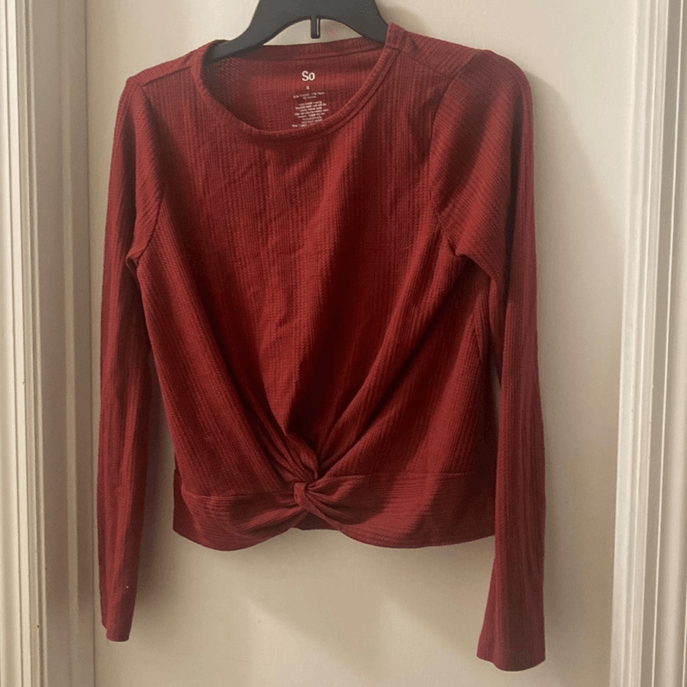 Maroon long sleeve shirt size small for juniors
