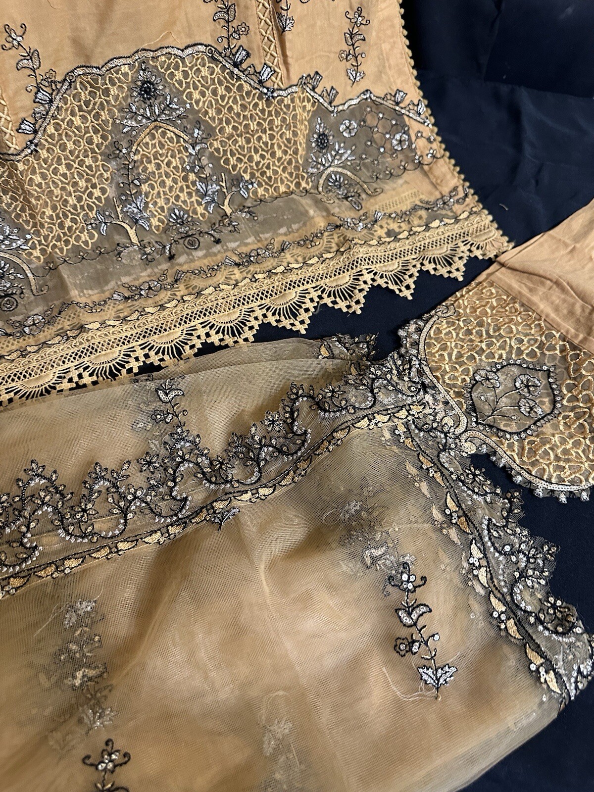 ⭐️ZARQUN BRAND PREMIUM⭐️ – beautiful COTTON EMBROIDERED 3 PC Suit -M – $65