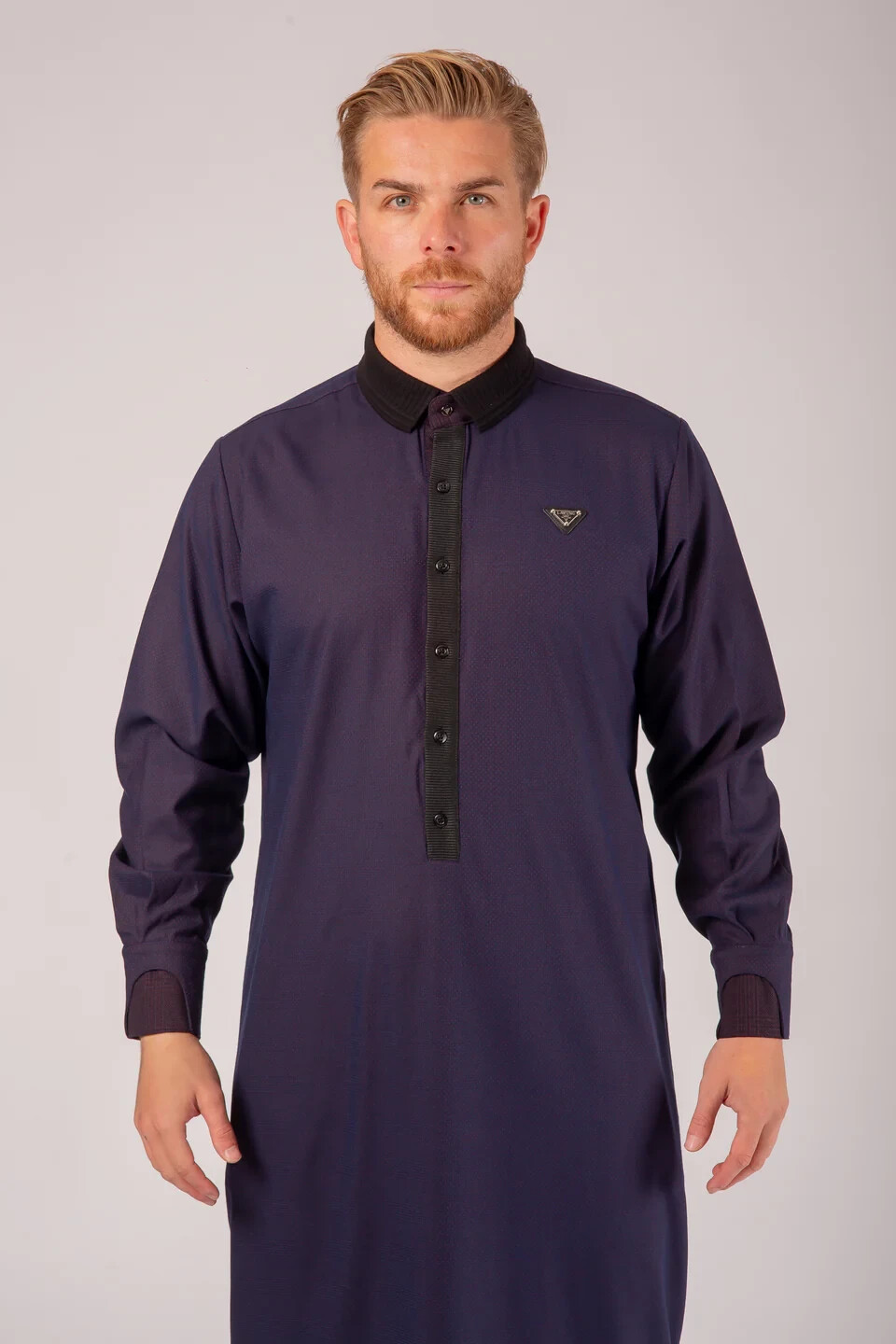 R25 LAWUNG Original Adult Men’s Thobe Modern Design Arabian Jubbah Blue