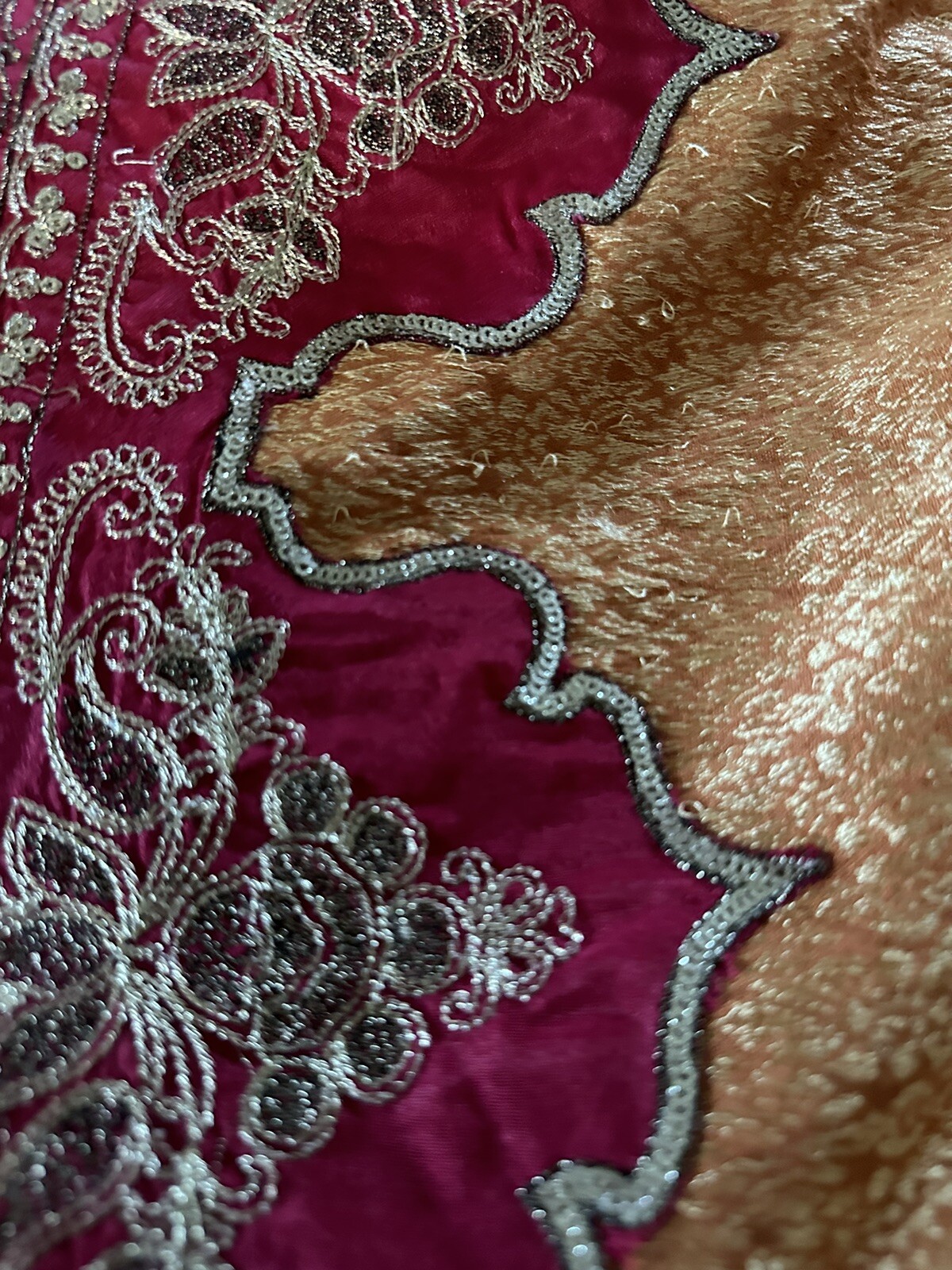 Three-piece fancy Guria medium size just size 18 inch Length 36 Inch