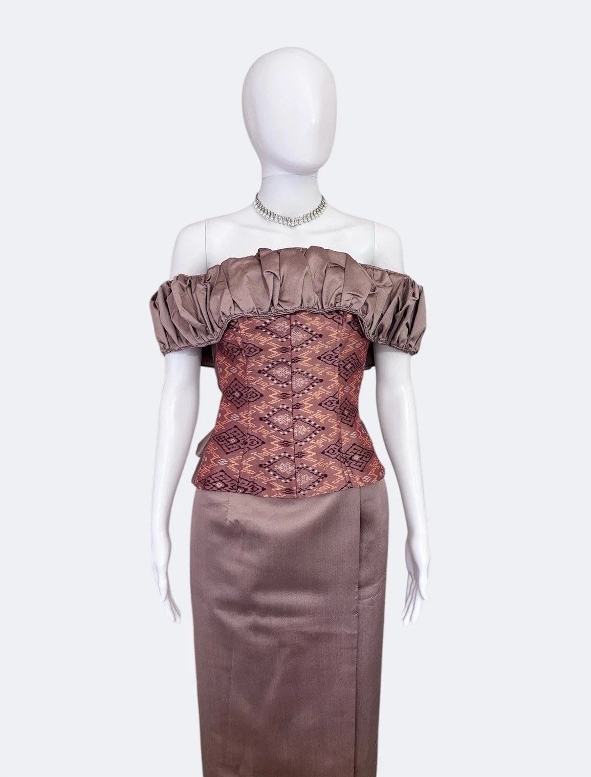 Khmer Traditional Outfit / Cambodian Clothes – 2 Piece, Khmer Shirt & Skirt