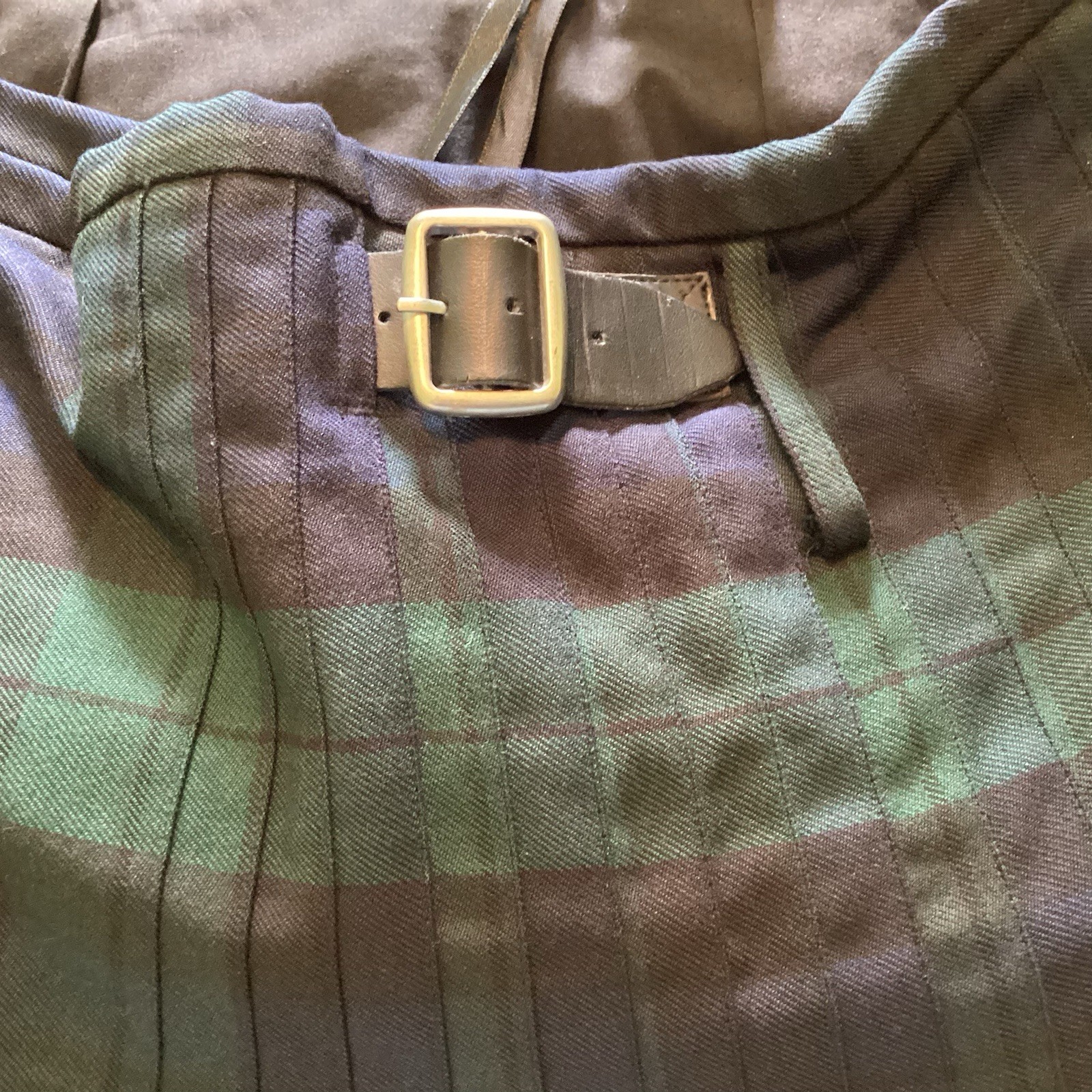 HECTOR RUSSELL Kilt size 32
