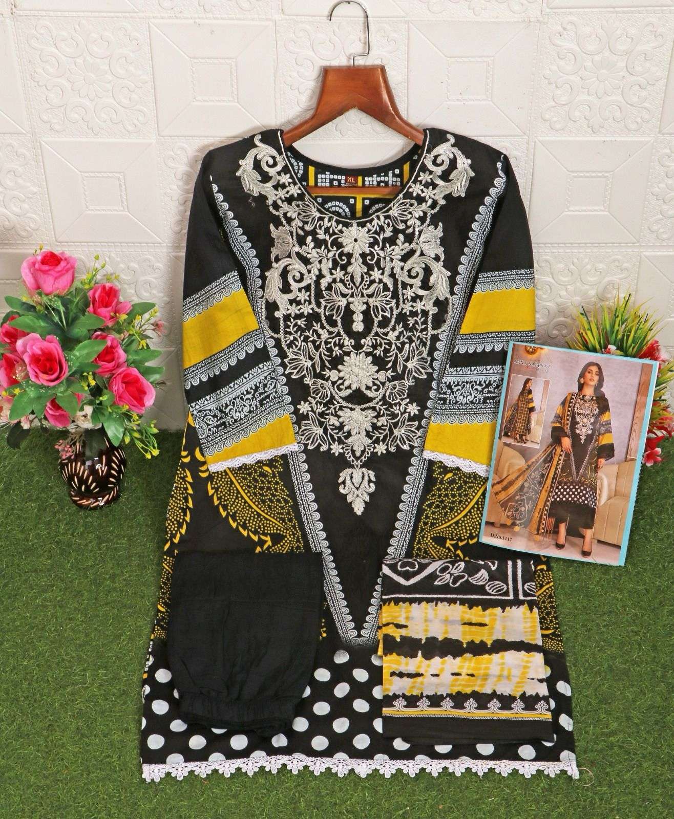 NEW Sana Safinaz pakistan embroidered salwar kameez in size M-38 3pc pick yours.