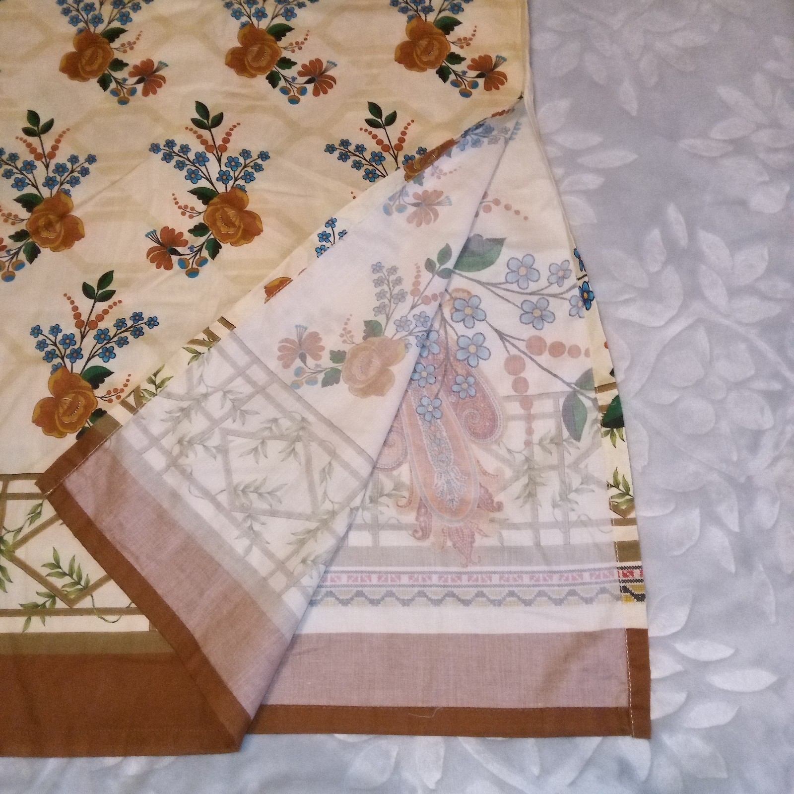 Gul Ahmed Ideas pret Kurta Size Small, Light Weight, Durable. Colorful Browns