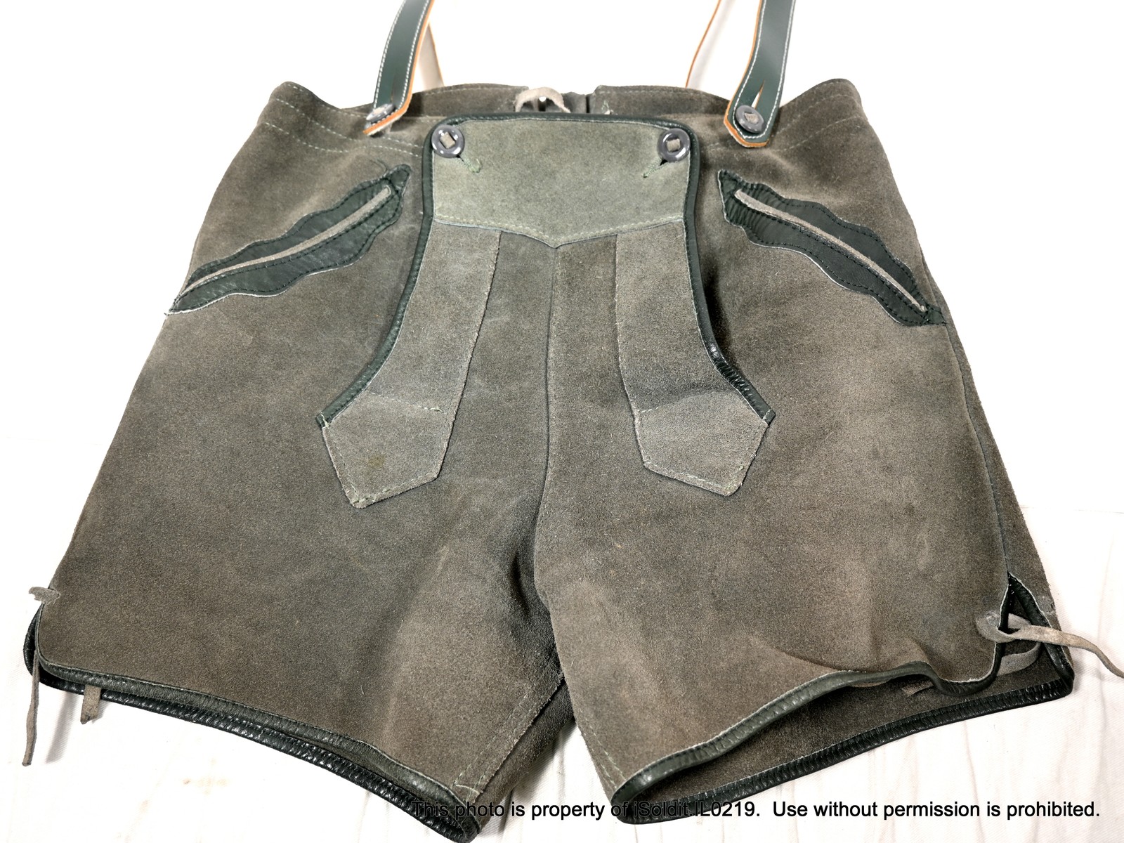GIRLS Womens SUEDE LEDERHOSEN Vintage w/ LEATHER EMBOSSED STRAPS c1973