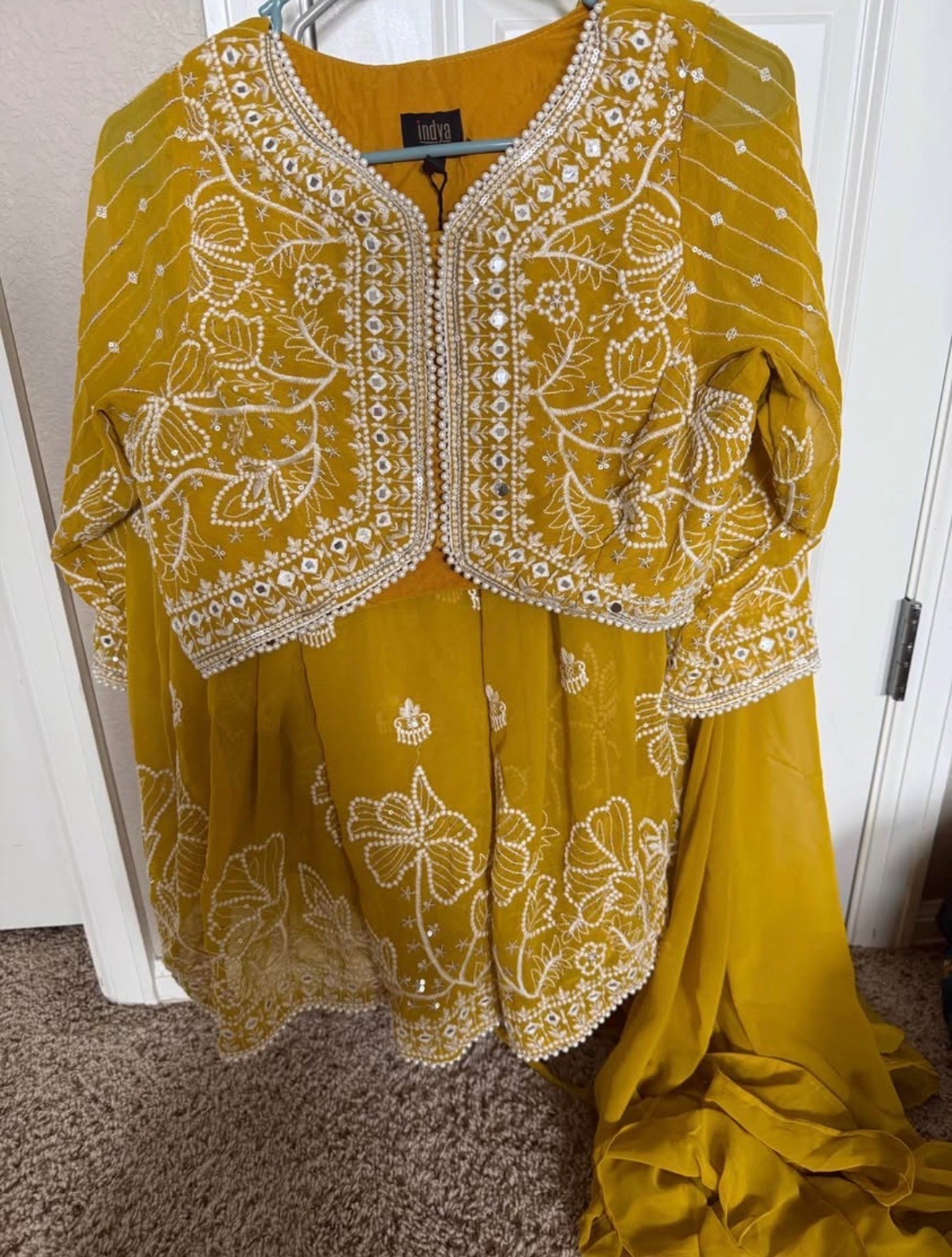 NWT Lehenga Choli, Gold and White/Silver