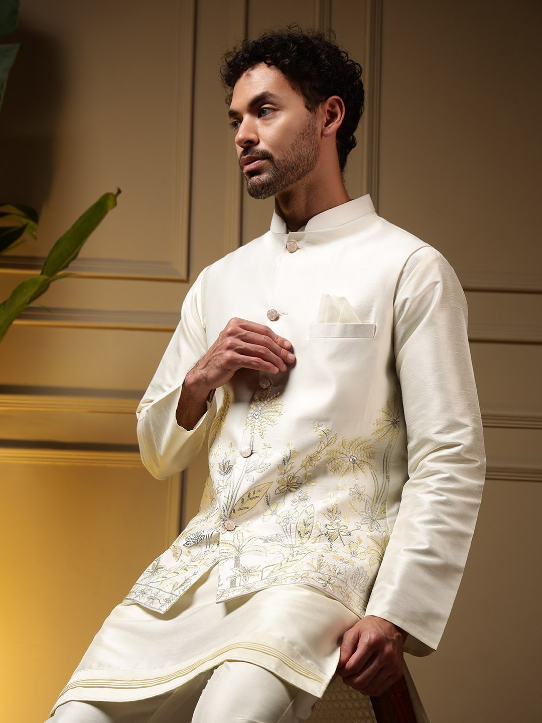 Mens Indian Kurta Pajama Koti Set Silk Embroidered Wedding Party Ethnic Wear
