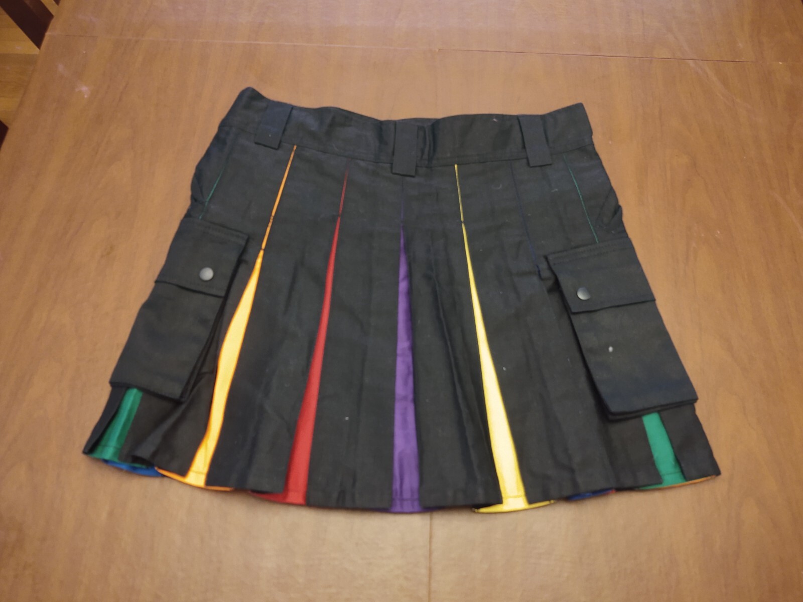 American Highlander Women’s 34 Scottish Kilt Kilts Rainbow Multi Color Brand New