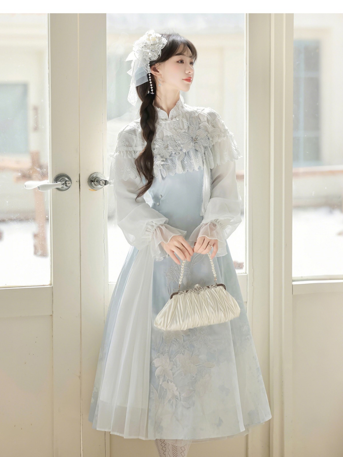 “Lily Dew” Modern Hanfu Ensemble – Elegant New Chinese Style Dress for Autumn
