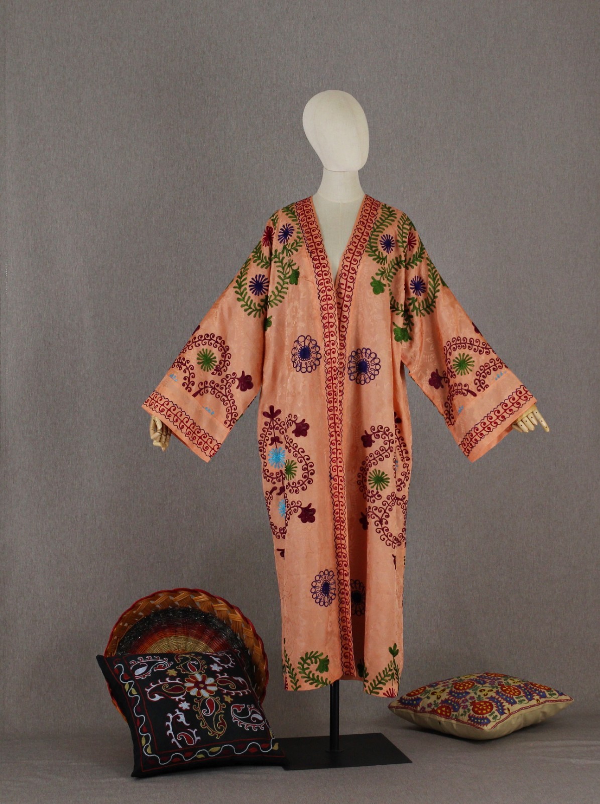 Vintage Uzbek Suzani Chapan Robe Jacket Embroidered OOAK Boho Ethnic Coat Kimono