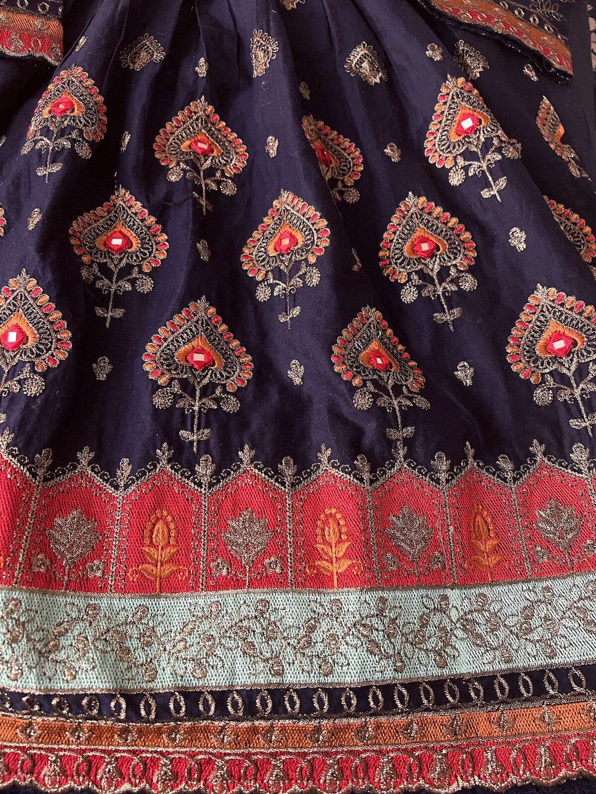 2 Pieces Pant Dress Embroidered Fancy Party Eid Ramadan Wear Size 6/8 Year