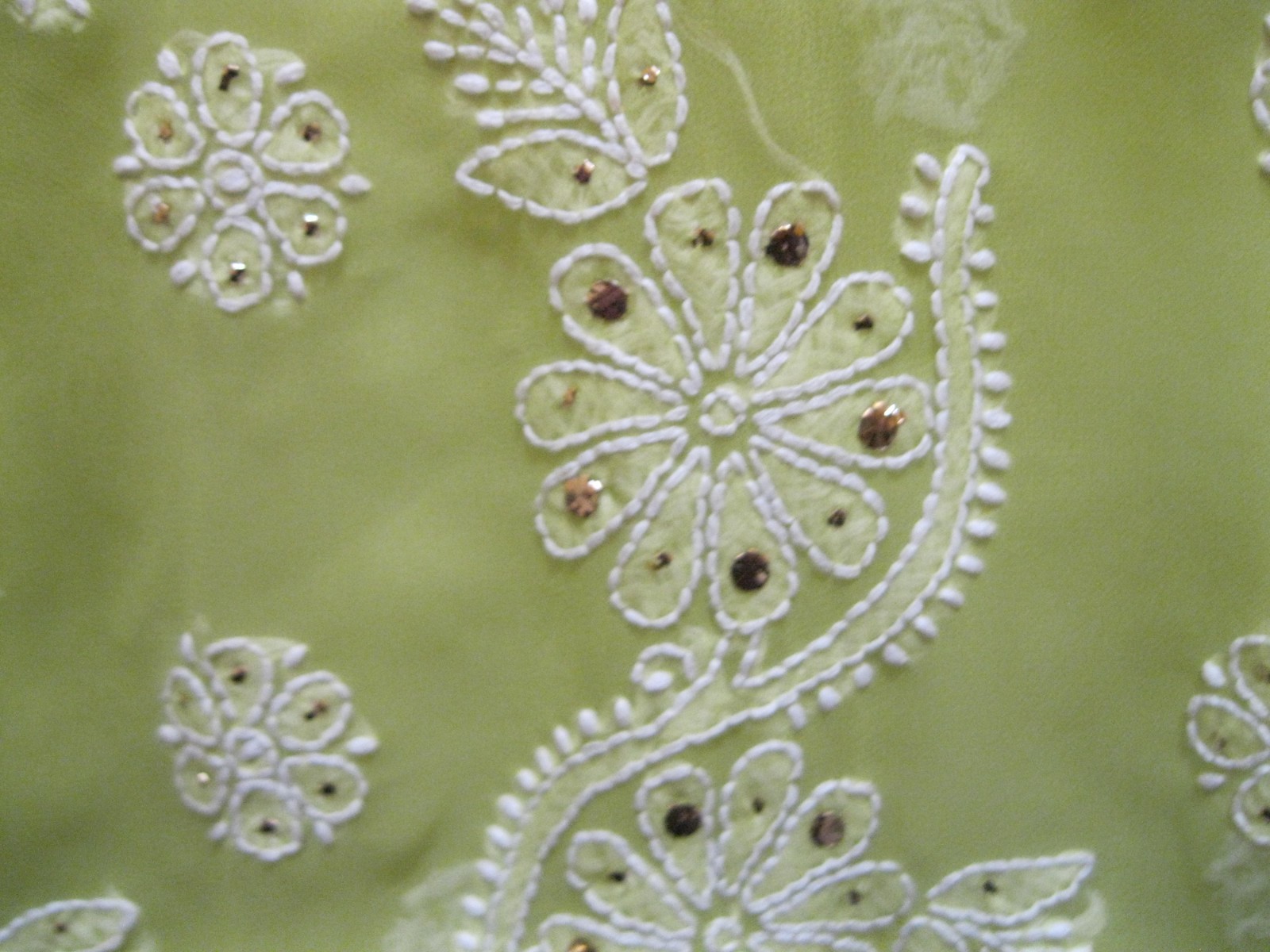 INDIA, SHEER LIME GREEN TUNIC/KURTA W/ EMBROIDERY, GOLD & SILVER ACCENTS.SZ. S/M