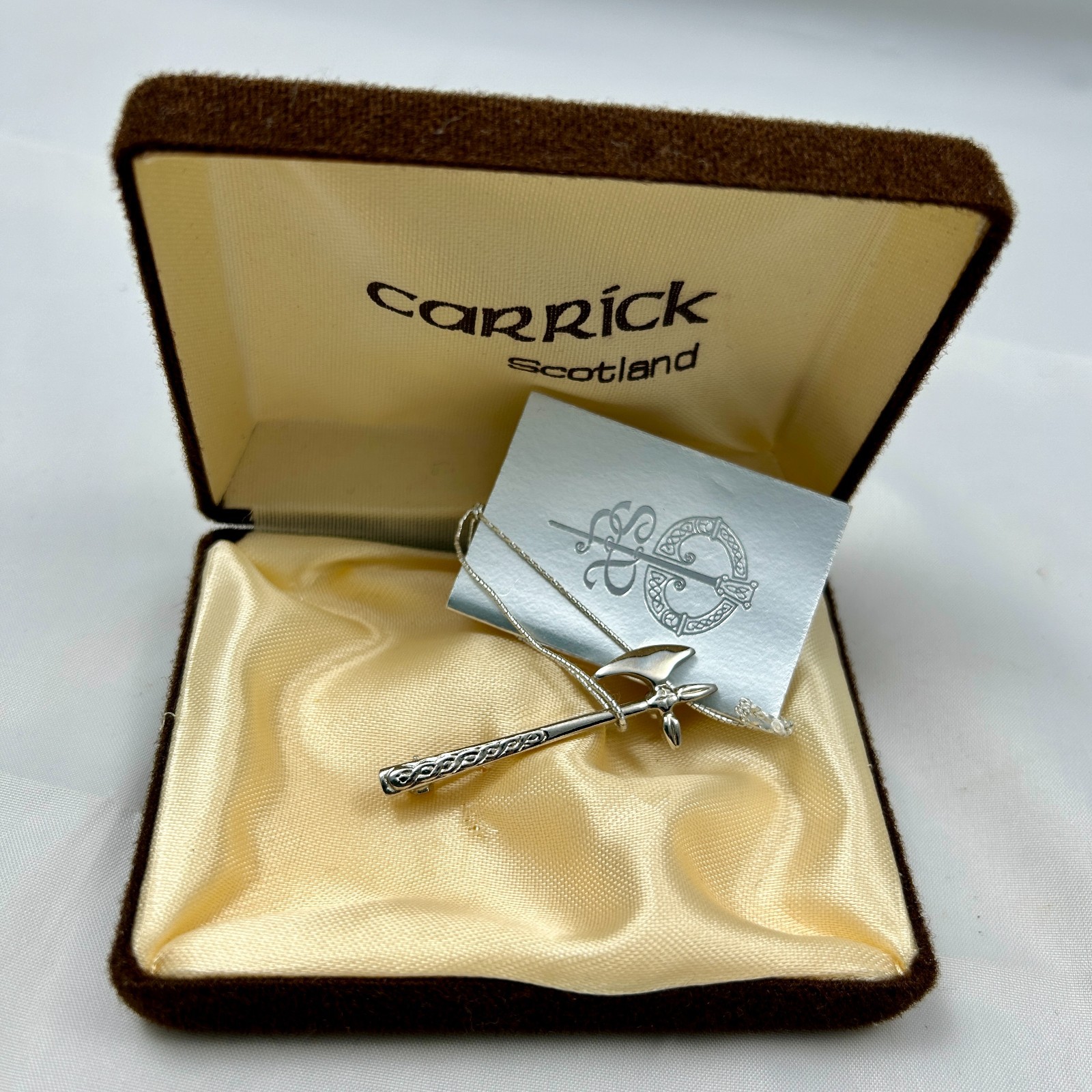 Scottish Lauder Axe Pin Vtg 1990 Palladium Plated Pewter 1.75″ x .5″ Scotland