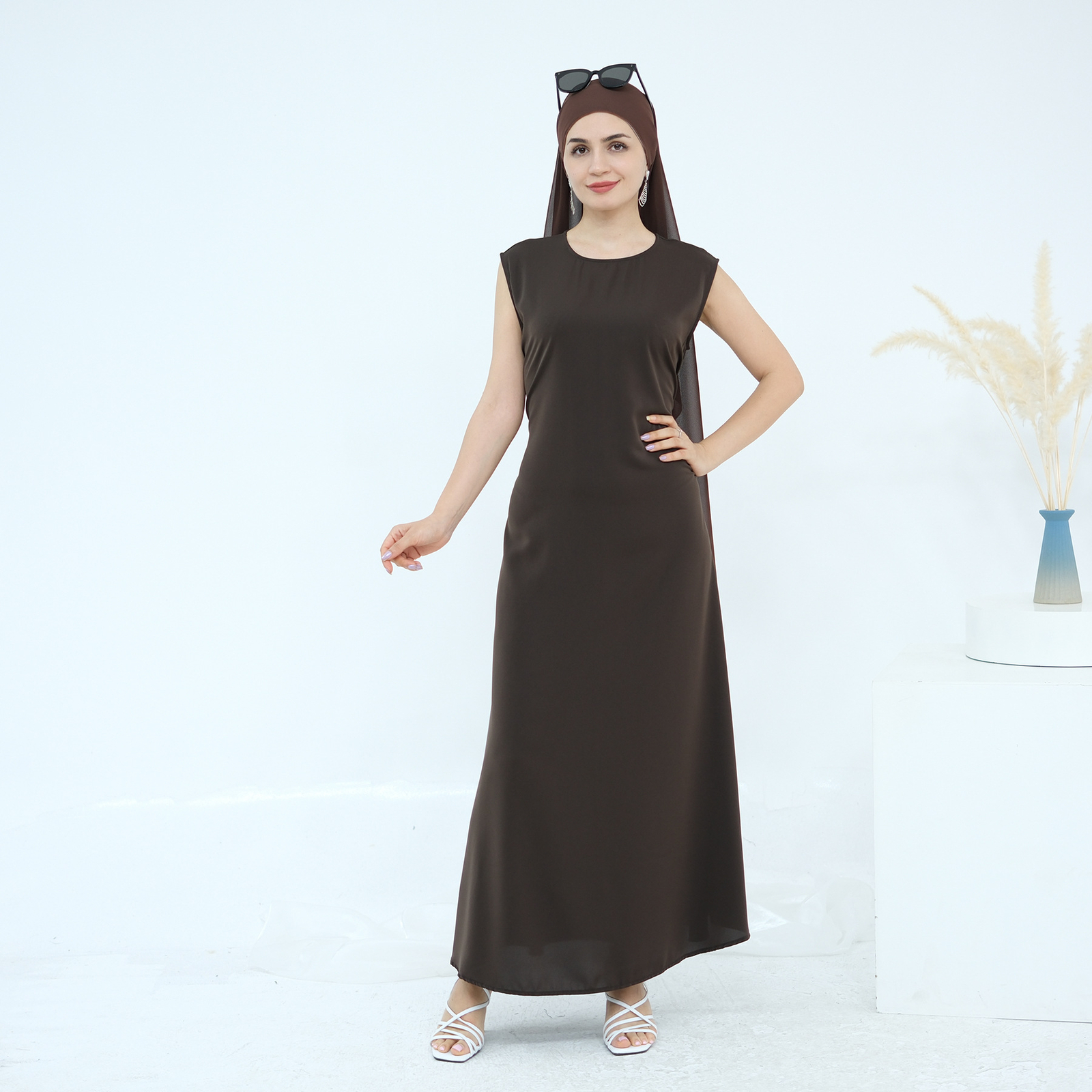 Eid Muslim Robe Arab Solid Color Lnterior Dress Sleeveless Abaya Femme Modest