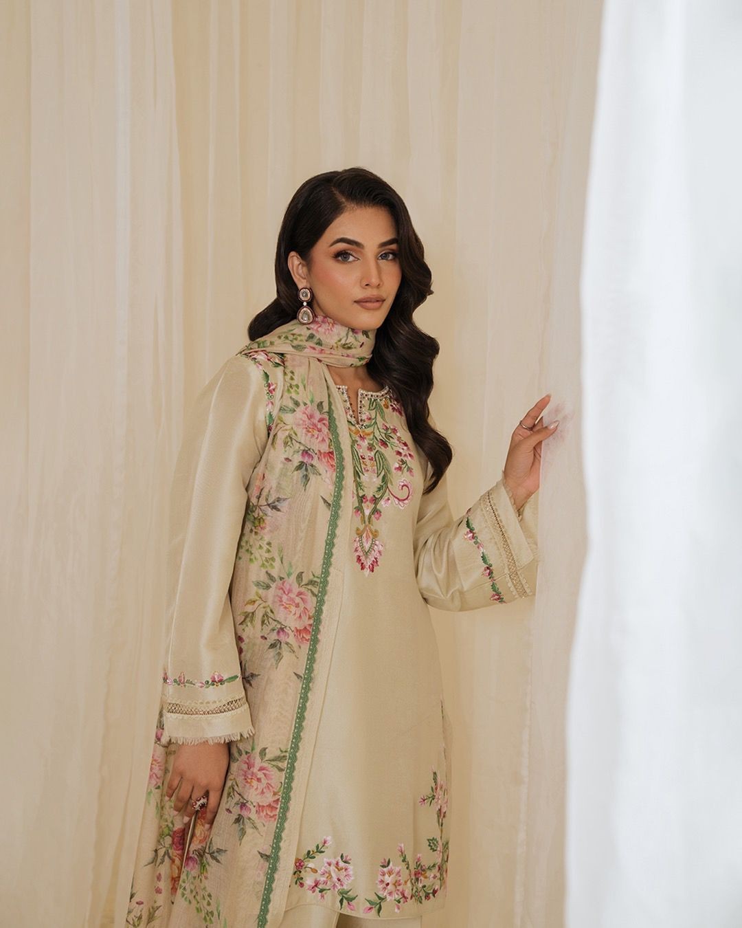 3 PIECE PAKISTANI DESIGNER FARSHI SHALWAR SUIT
