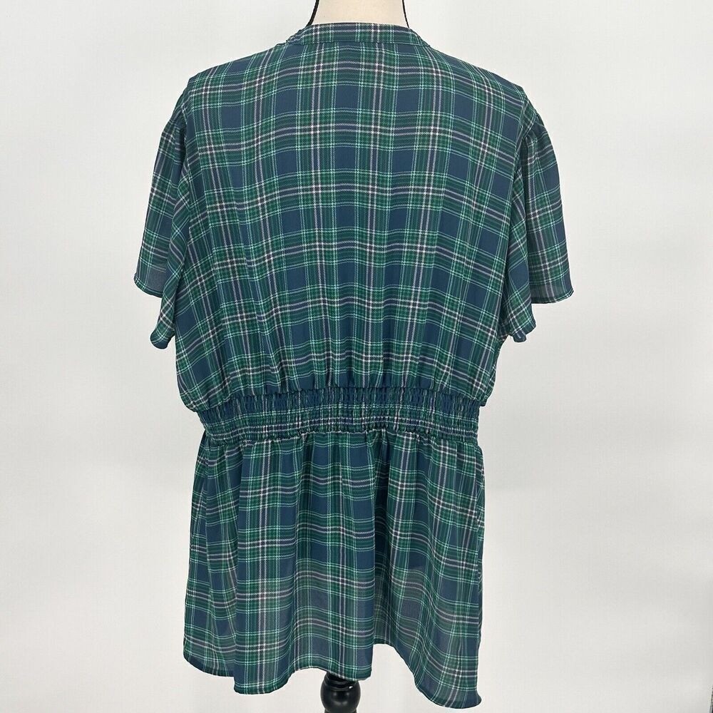 Torrid Womens Size 2 Green Plaid Ruffle Button Front Blouse Short Sleeve