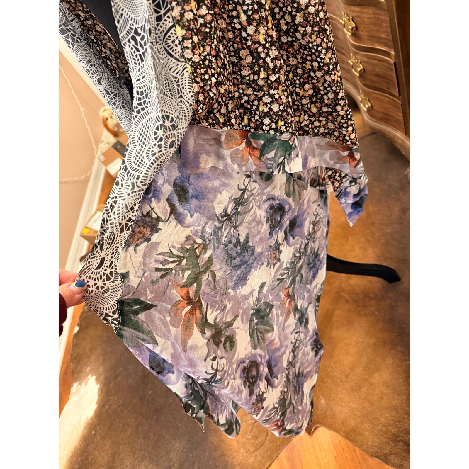 NWT, Umgee Mixed Floral Kimono Cardigan – Size M/L –